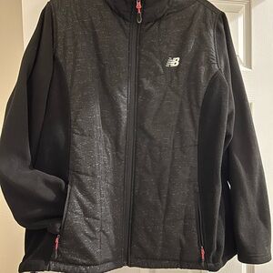 New Balance womans Black and Gray  Jacket 3x